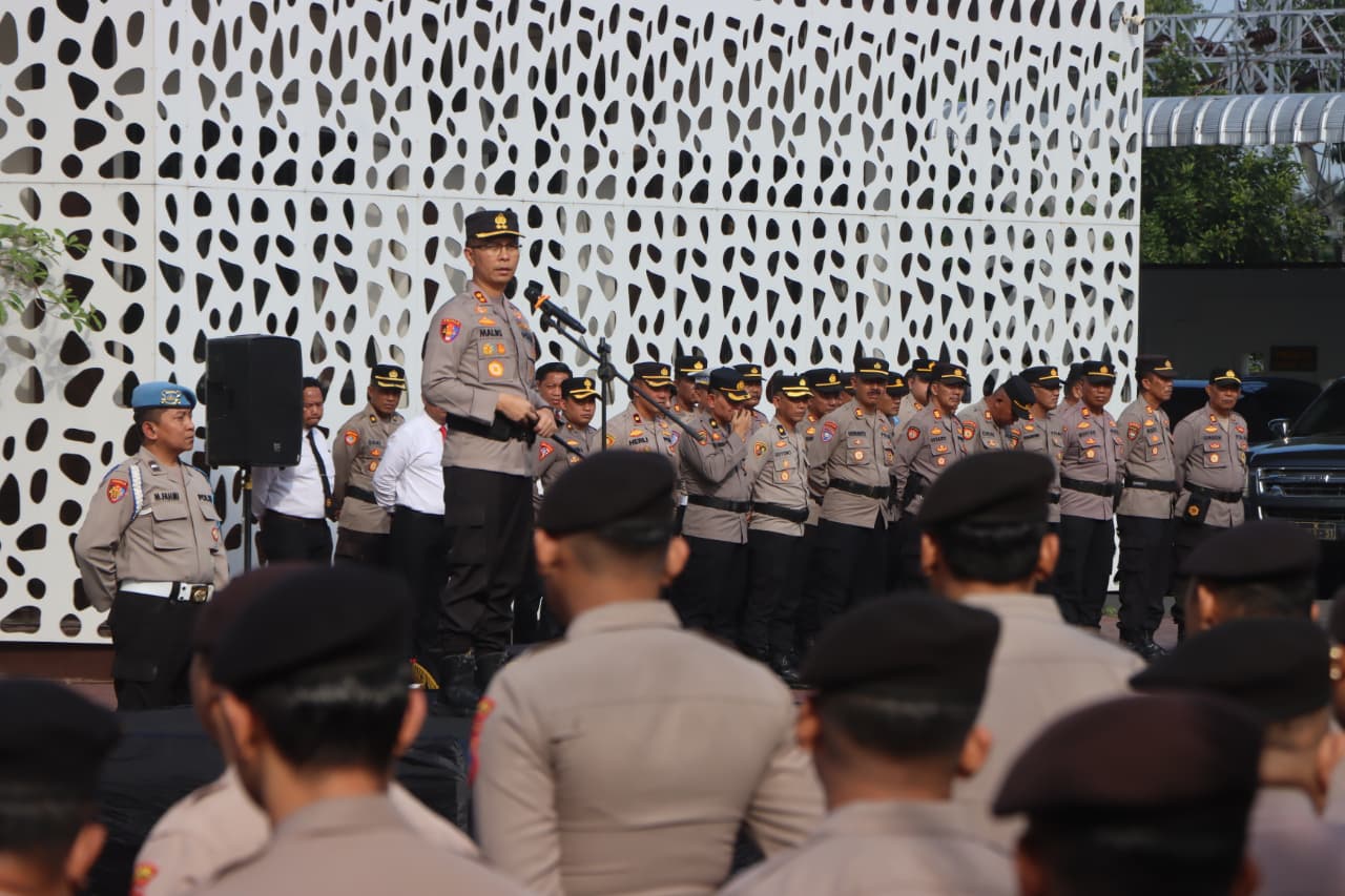 Apel Jam Pimpinan, Kapolres Trenggalek Tekankan Jaga Marwah Polri