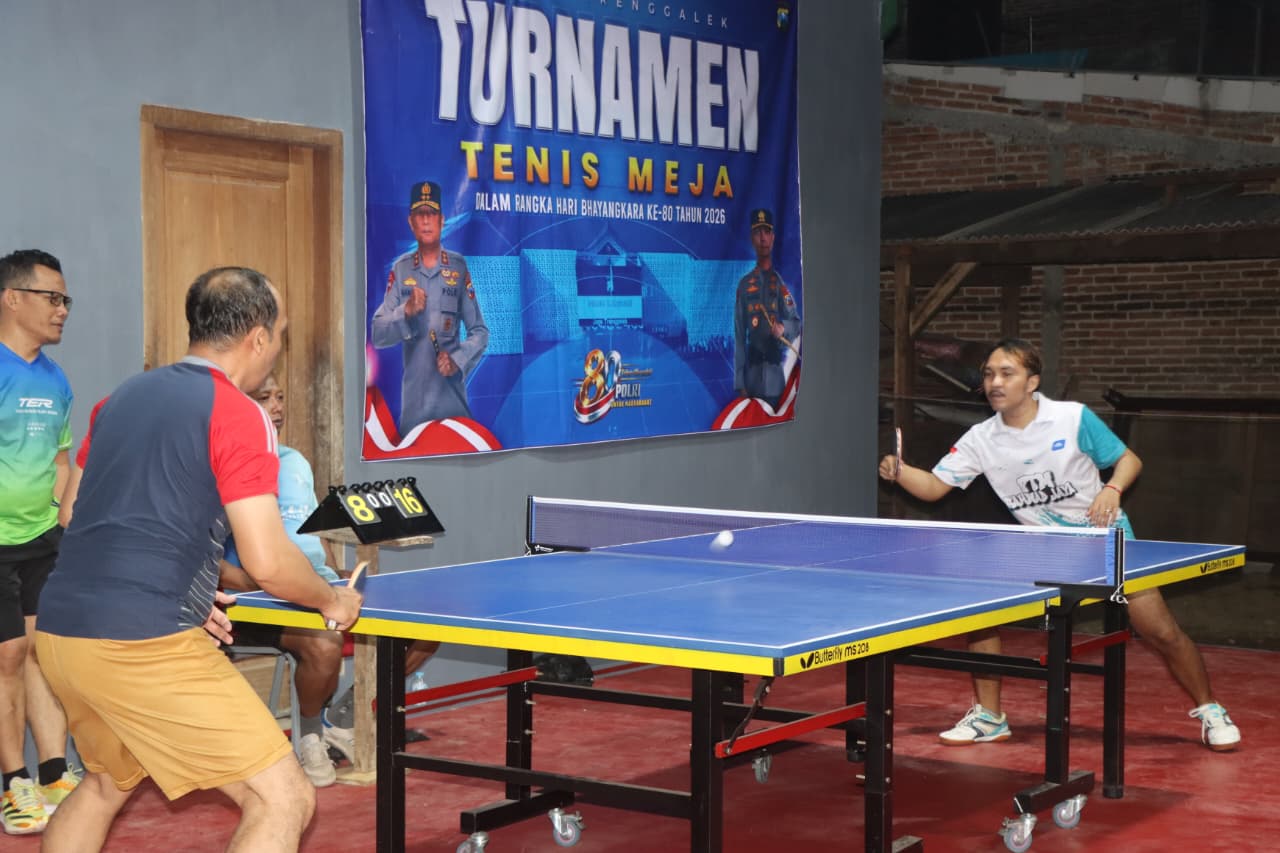 Turnamen Tenis Meja Hari Bhayangkara Polres Trenggalek Disambut Antusias Warga