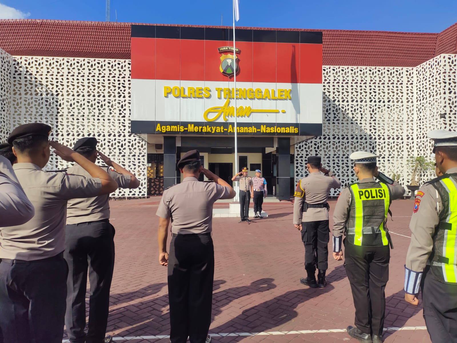 Jelang Malam 1 Suro, Polres Trenggalek Siagakan Ratusan Personel
